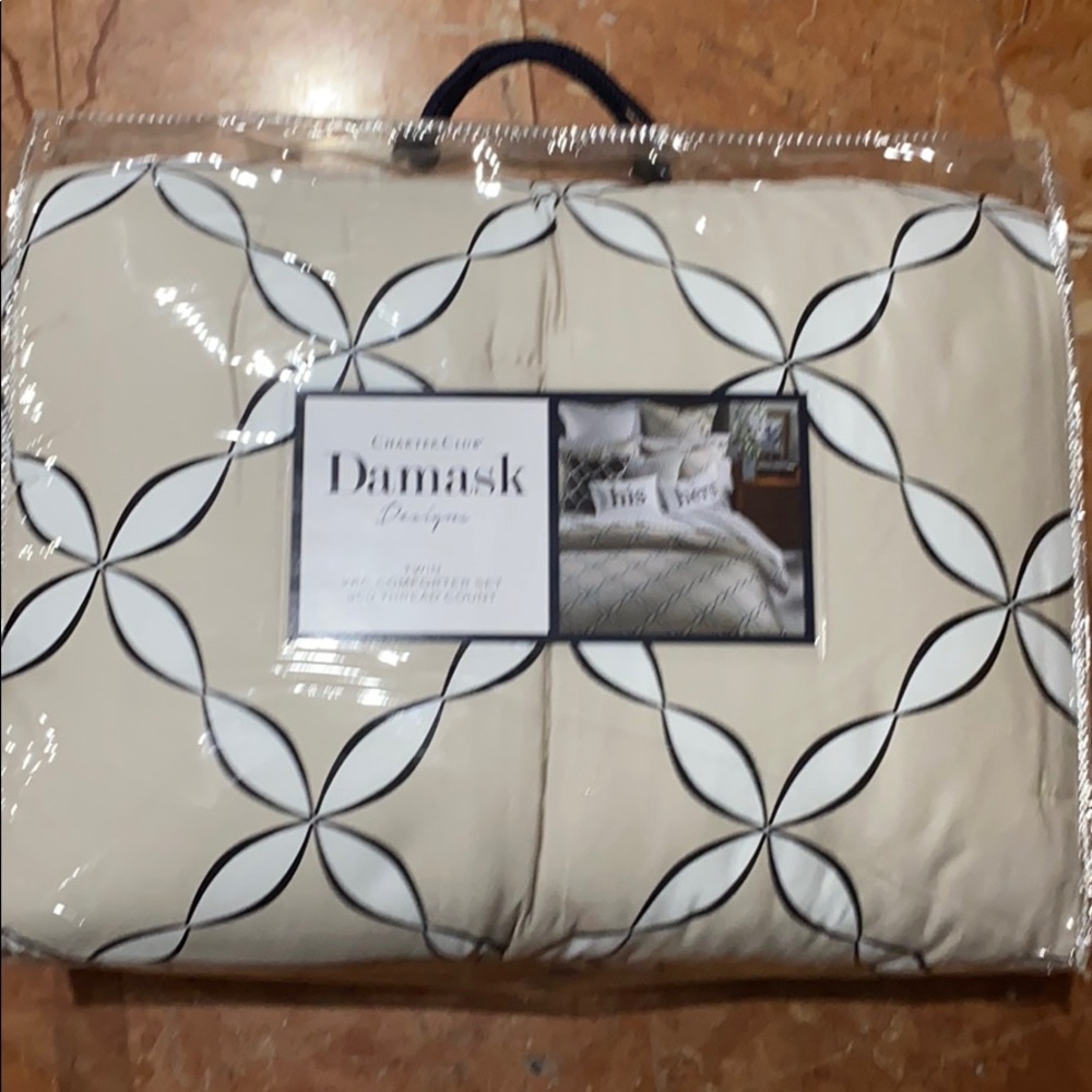 Damask collection